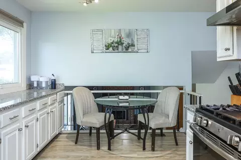 Kitchen - 812 W Appletree Ln, Bartlett, IL 60103 photo 3 of 3