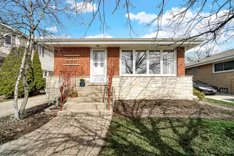 10016 Estelle Dr, Rosemont, IL 60018