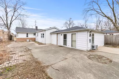 Exterior - 7911 45th St, Lyons, IL 60534 photo 2 of 3