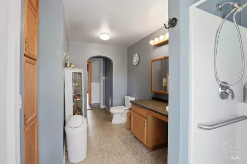 Entry Way - 325 W Chippewa St, Dwight, IL 60420 photo 1 of 2