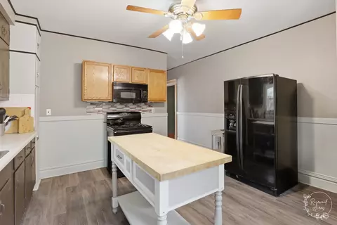 Kitchen - 325 W Chippewa St, Dwight, IL 60420 photo 2 of 2