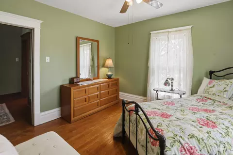 Bedroom - 325 W Chippewa St, Dwight, IL 60420 photo 4 of 6