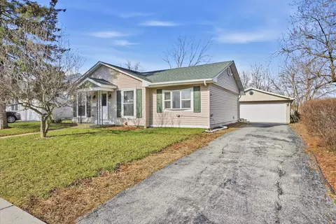 22106 E Churchill Dr, Richton Park, IL 60471
