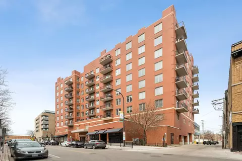 515 Main St #802, Evanston, IL 60202