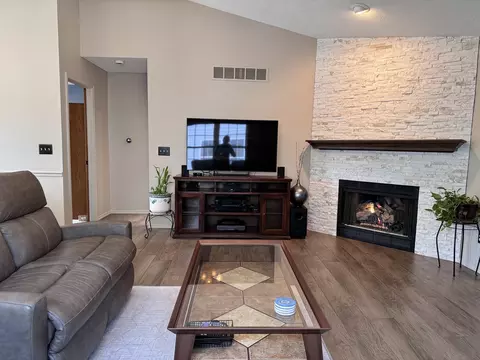 Living - 2723 Arrowhead Dr, Bloomington, IL 61704 photo 3 of 5