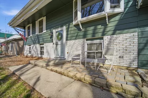 Exterior - 308 Columbia Dr, Normal, IL 61761 photo 2 of 8