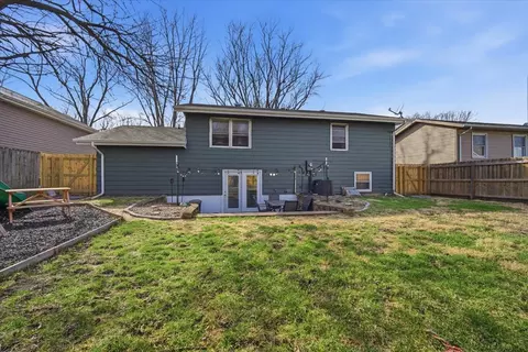 Exterior - 308 Columbia Dr, Normal, IL 61761 photo 8 of 8