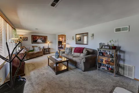 Living - 507 Richton Rd, Steger, IL 60475 photo 3 of 3