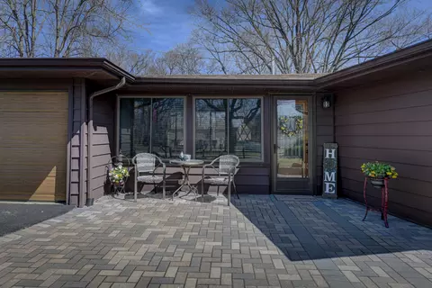 Exterior - 507 Richton Rd, Steger, IL 60475 photo 2 of 6