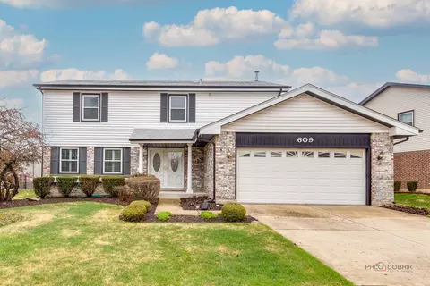 609 Thames Dr, Schaumburg, IL 60193