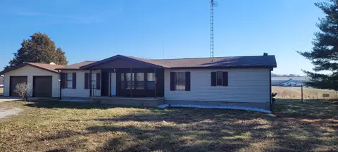 15400 N Heron Ln, Bluford, IL 62814
