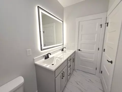 Bath - 103 Bowz Dr, Downs, IL 61736 photo 5 of 6