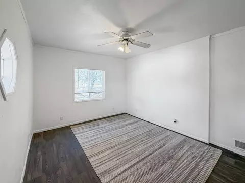 Bedroom - 1415 S Walnut Ave, Freeport, IL 61032 photo 2 of 6