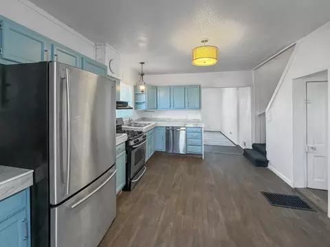 Kitchen - 1415 S Walnut Ave, Freeport, IL 61032 photo 2 of 4