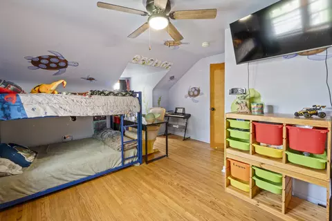Bedroom - 853 Orange St, Elgin, IL 60123 photo 2 of 3