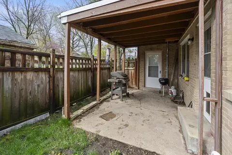 Exterior - 853 Orange St, Elgin, IL 60123 photo 5 of 5