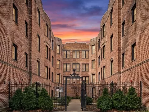 134 Clyde Ave #3W, Evanston, IL 60202