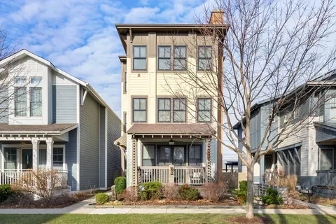 8154 Floral Ave, Skokie, IL 60077