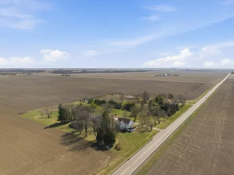 12347 N 400 East Rd E, Stanford, IL 61774