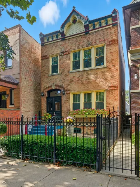 1636 N Bell St, Chicago, IL 60647