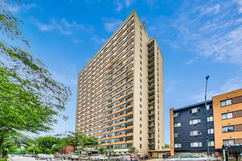 6030 N Sheridan Rd #901, Chicago, IL 60660