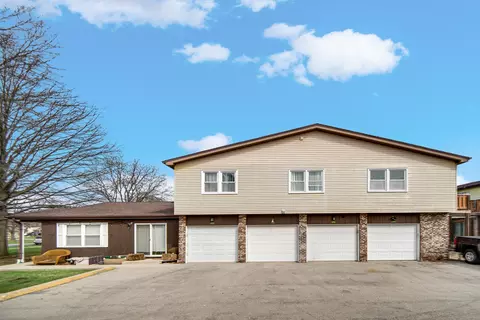 19532 116th Ave #D, Mokena, IL 60448