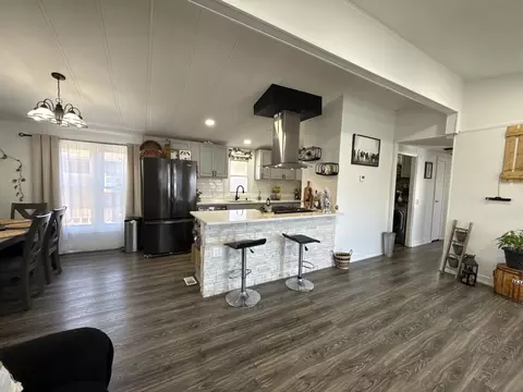 22 Hearthside Dr, Matteson, IL 60443 photo 3