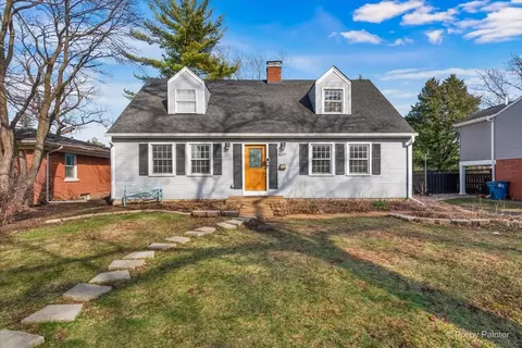 507 S Hi Lusi Ave, Mount Prospect, IL 60056