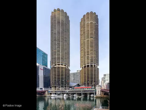 300 N State St #3308, Chicago, IL 60654