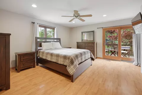 Bedroom - 550 Hackberry Rd, Frankfort, IL 60423 photo 1 of 5