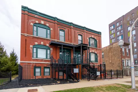 4326 S Calumet Ave, Chicago, IL 60653