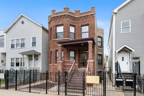1716 N Campbell Ave, Chicago, IL 60647