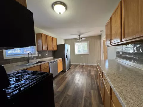 Kitchen - 7838 W 73rd Pl, Bridgeview, IL 60455 photo 1 of 5