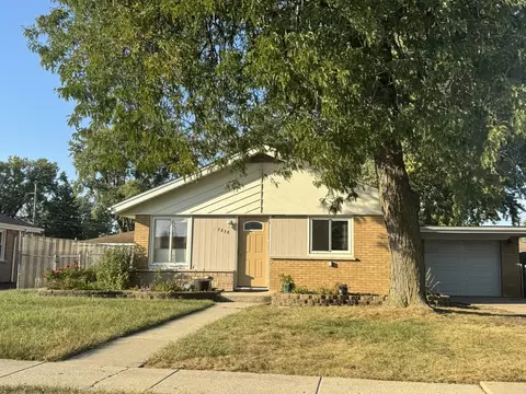 7838 W 73rd Pl, Bridgeview, IL 60455