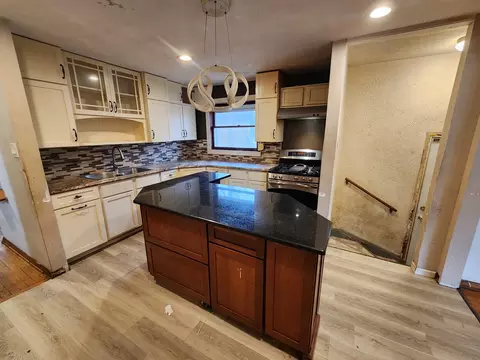 Kitchen - 143 E 119th St, Chicago, IL 60628 photo 1 of 1