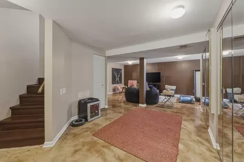 Entry Way - 1268 Spaulding Rd, Bartlett, IL 60103 photo 2 of 2