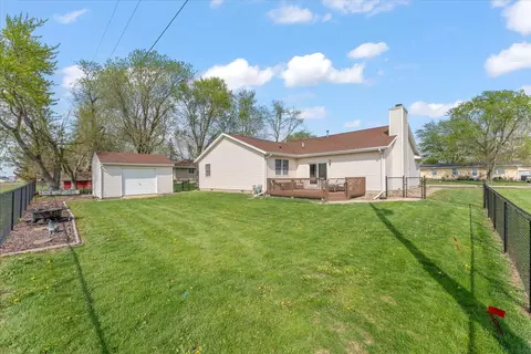 Exterior - 331 Eiler Dr, Gifford, IL 61847 photo 6 of 13