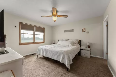 Bedroom - 331 Eiler Dr, Gifford, IL 61847 photo 3 of 4