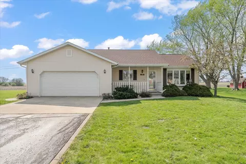 Exterior - 331 Eiler Dr, Gifford, IL 61847 photo 10 of 13