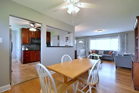 Dining - 436 E Park Ave, Elmhurst, IL 60126 photo 1 of 1
