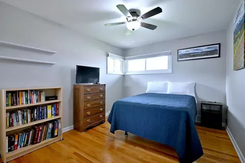 Bedroom - 436 E Park Ave, Elmhurst, IL 60126 photo 2 of 3