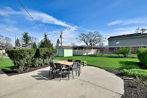 Exterior - 436 E Park Ave, Elmhurst, IL 60126 photo 4 of 4
