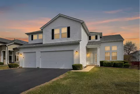 230 Stickley Ln, Lake In The Hills, IL 60156