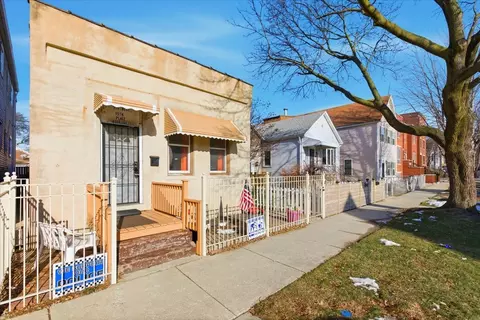 516 W 45th Pl, Chicago, IL 60609