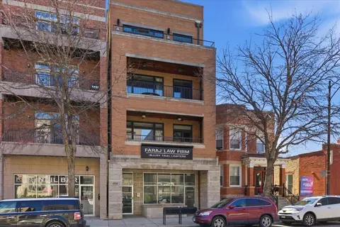 1935 W Belmont Ave #4, Chicago, IL 60657