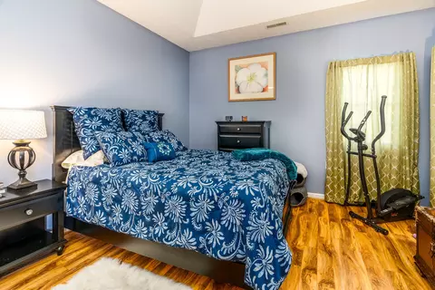 Bedroom - 106 Chase Ln, Marion, IL 62959 photo 2 of 3