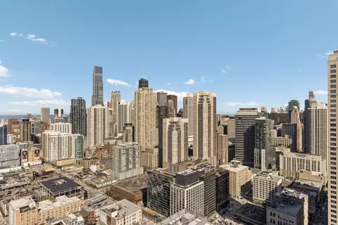 Other - Undisclosed, Chicago, IL 60654 photo 5 of 7
