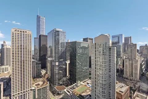 Other - Undisclosed, Chicago, IL 60654 photo 3 of 7
