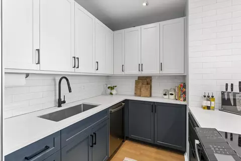 Kitchen - Undisclosed, Chicago, IL 60654 photo 3 of 4