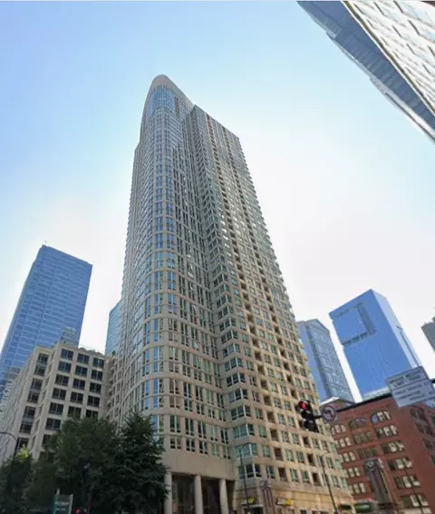 345 N Lasalle St #901, Chicago, IL 60654